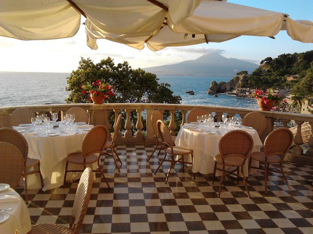 Hotel Scrajo Wellness & Mineral Spa Neapolitan Riviera ภายนอก รูปภาพ